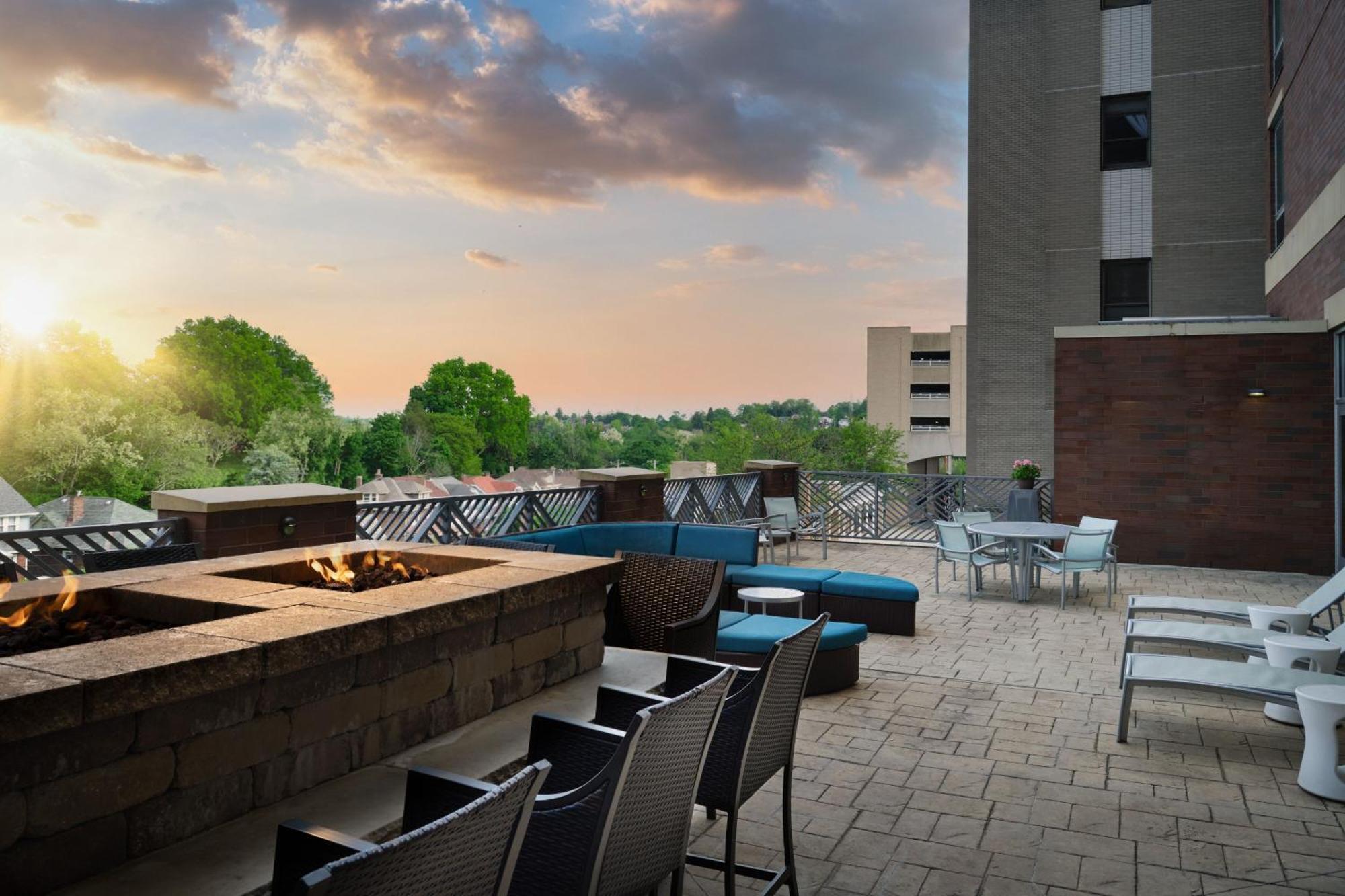 Springhill Suites By Marriott Pittsburgh Mt. Lebanon Экстерьер фото