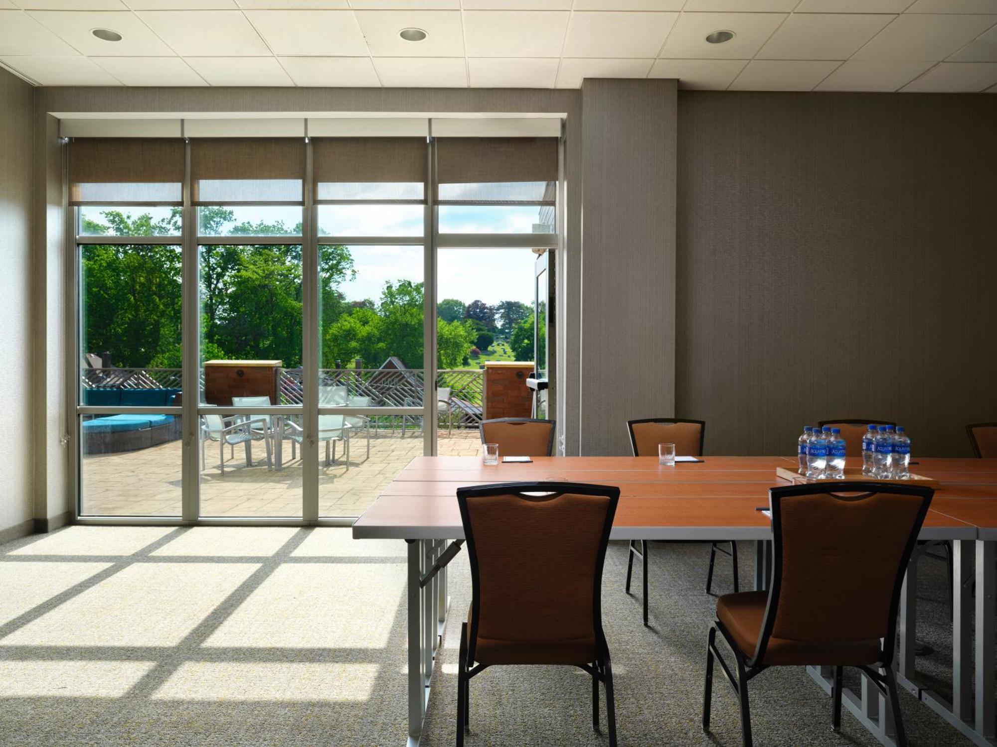 Springhill Suites By Marriott Pittsburgh Mt. Lebanon Экстерьер фото